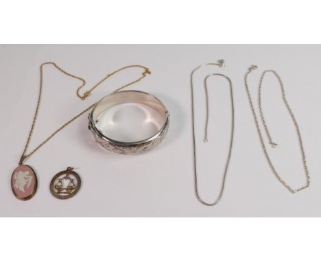 Silver jewellery items, 44g and gold plated Wedgwood pink jasperware pendant and chain. 