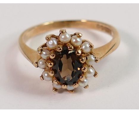9ct gold hallmarked smokey quartz / Cairngorm and pearl set ring, weight 1.8g, size K. 