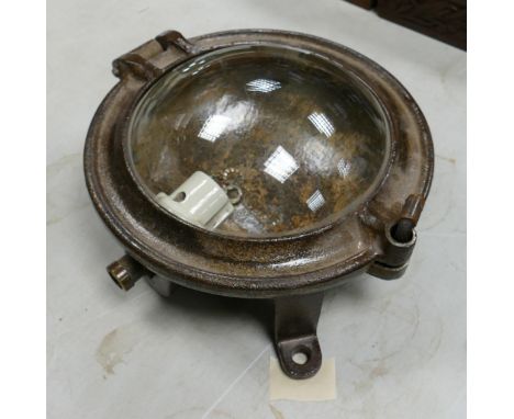 Reproduction Cast Metal Industrial Wall Lamp, diameter 27cm 