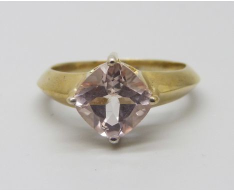 A silver gilt pink topaz ring, P