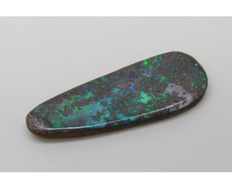 A large boulder opal with blue/green flashes, 4.5g, 4.2cm