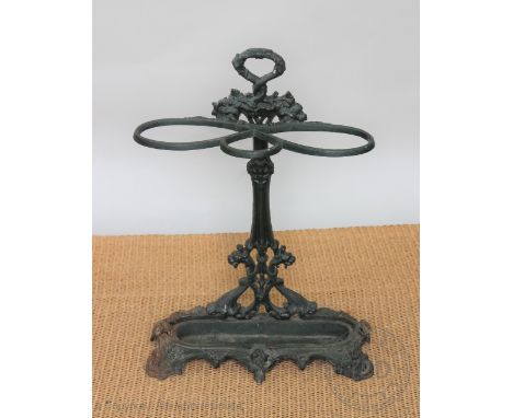 A Coalbrookdale style cast iron stick stand, with vine leaf detailing, 73cm H 