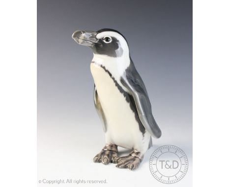 A Bing and Groendhal of Denmark model of a penguin No.1822, 24cm high CONDITION REPORT: No obvious chips, cracks or restorati