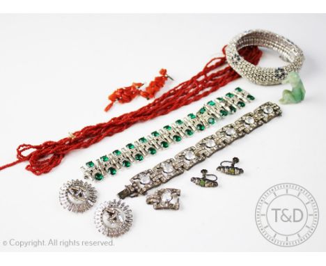 A selection of vintage jewellery and objects of virtue, to include; a carved jade monkey, a pair of foiled back Georgian past
