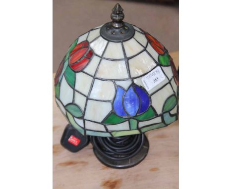 TIFFANY STYLE LIGHT FITTING AND SIMILAR LAMP