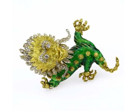 Vintage Italian Heavy 18 Karat Yellow Gold, Enamel and Diamond Chinese Dragon Brooch. Signed Italy, 18K. Good condition. Meas