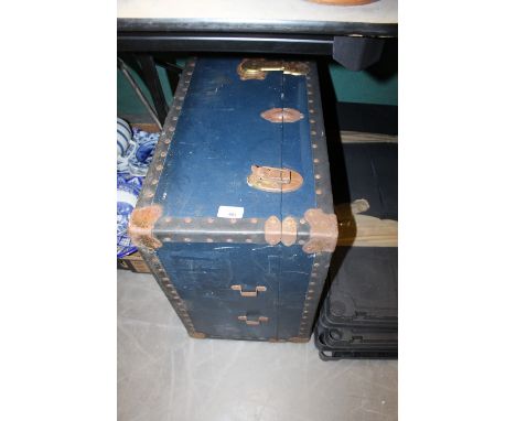 Travel Trunk
