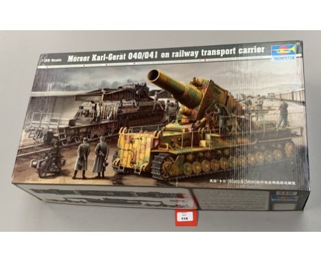 Trumpeter 00209 Morser Karl-Gerat 040/041 on Railway Transport Carrier 1:35 scale plastic model kit. Boxed, unstarted and com