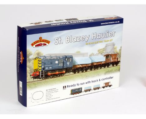 OO gauge. Bachmann 30-125 St. Blazey Haulier DCC ready train set, comprising: Class 08 diesel shunter locomotive; two china c