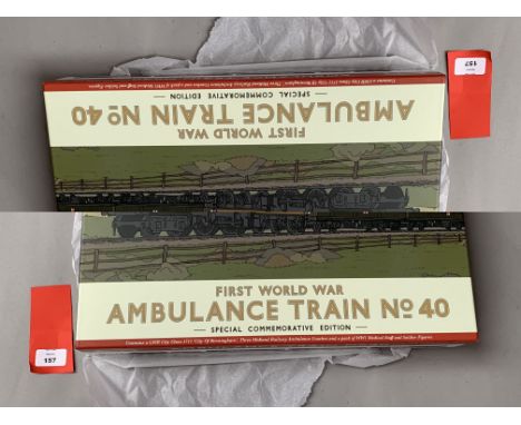 OO gauge. Bachmann 30-325 First World War Ambulance Train No. 40 Special Commemorative Edition set, comprising: GWR City Clas