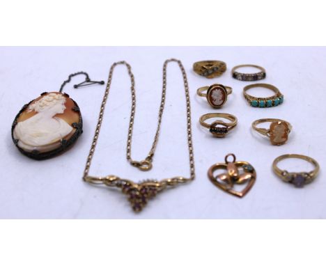 Selection of 9ct Gold Jewellery and a Sterling Silver Cameo Brooch.  To include Seven 9ct Gold rings, an Art Nouveau 9ct Rose