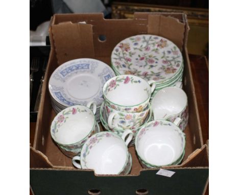A Minton Haddon Hall pattern part tea service (1)