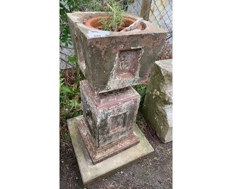 Pedestal concrete planter