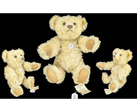 Steiff Classic Teddy Bear, labels attached, Steiff button in ear, blond mohair body, brown eyes, moveable limbs, with growler