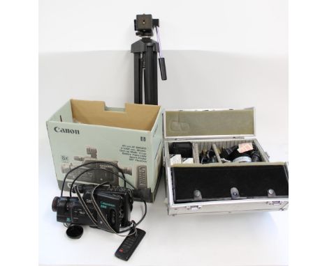 Canon Canovision 8mm camcorder (parts only), Portaflash studio lighting system inc. diffusers, flash gun etc. in aluminium ca