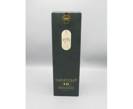 Lagavulin 16 year old Scotch Whisky, 43%vol 70cl 