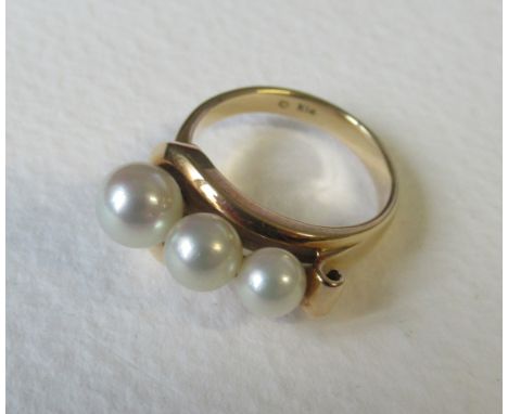 A Mikimoto 14k pearl set ring, weight 5.7g