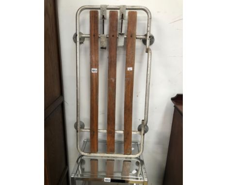 A VINTAGE CAR LUGGAGE RACK