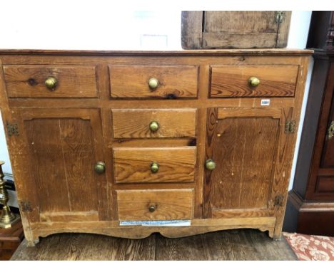 A VINTAGE SMALL PINE DRESSER BASE H 83 W 103 D 43 CM