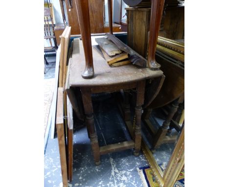 AN 18th CENTURY COTTAGE GATE LEG TABLE