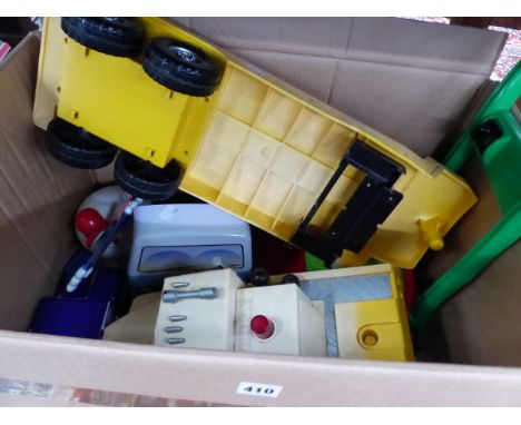 A BOX OF VINTAGE TOYS. 