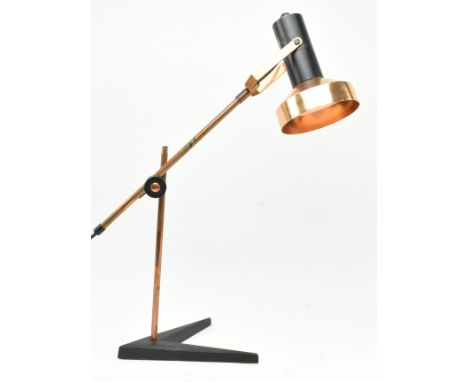 G. A. Scott for Maclamp Company - A retro 20th century designer table / desk lamp light. The lamp raised on a cast iron V bas