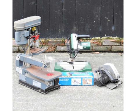 A collection of electric workshop tools (5)