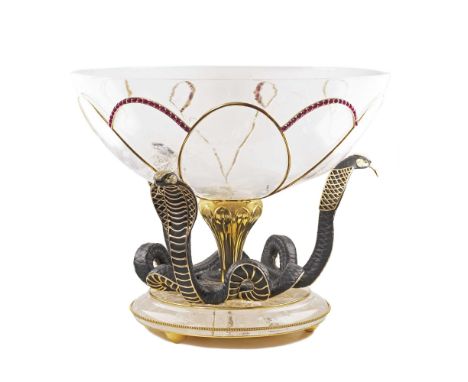 A FINE, RARE & IMPRESSIVE SILVER GILT, GOLD & ROCK CRYSTAL OBJET D'ARTCIRCA 1980s, "COBRA BOWL" WITH ORIGINAL FITTED BOXA roc