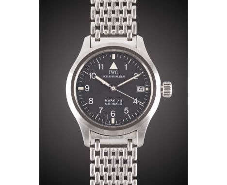 A GENTLEMAN'S STAINLESS STEEL IWC MARK XII AUTOMATIC BRACELET WATCHCIRCA 2000, REF. 3241 WITH IWC BOX & OPEN PAPERWORKMovemen