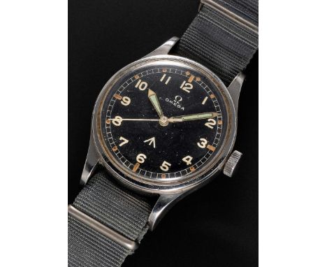 A RARE GENTLEMAN'S STAINLESS STEEL BRITISH MILITARY OMEGA RAF PILOTS WRIST WATCHDATED 1953, REF. 2777-1 SC WITH ORIGINAL "THI