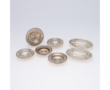 a set of four, by R B Wigfull & Son Ltd, London 1967 and another, slightly larger, crested, by Mappin & Webb, London 1985, al