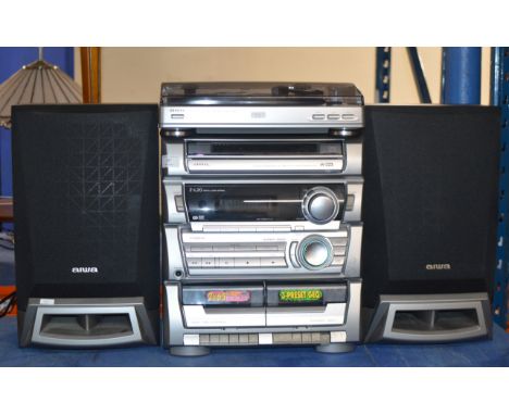AIWA TWIN SPEAKER HIFI SYSTEM WITH TURNTABLE     