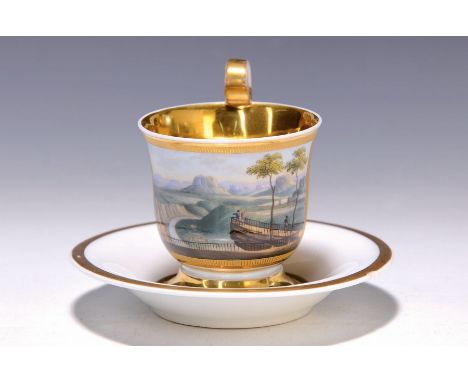 Zwei Ansichtstassen, Meissen, um 1860/70,  Porzellan, Ansicht des Elbsandsteingebirges mit Aussichtsplattform und Personen, f