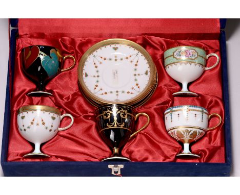 Special Secect, Nakayama, Bone China, Japan, 2.H.20.Jh.,  5 Tassen mit Untertassen mit verschied. polychrom lithogr. und gold