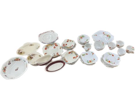 Selection of vintage part tea/dinner services to include Roslyn China, J&amp;G Meakin, Wedgwood etc