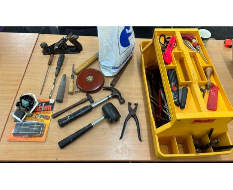 Large selection of vintage and later tools 