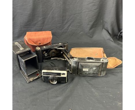 Selection of vintage and later cameras includes Instax 55 etc, untested