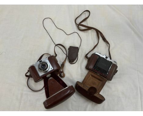 Two vintage Zeiss ikon cameras, untested