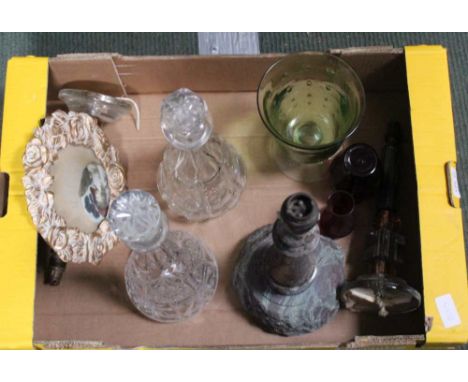 A BOX CONTAINING A CARVED CORNISH SERPENTINE TABLE LAMP IN THE FORM OF A LIGHTHOUSE, together with sundry decorative glasswar