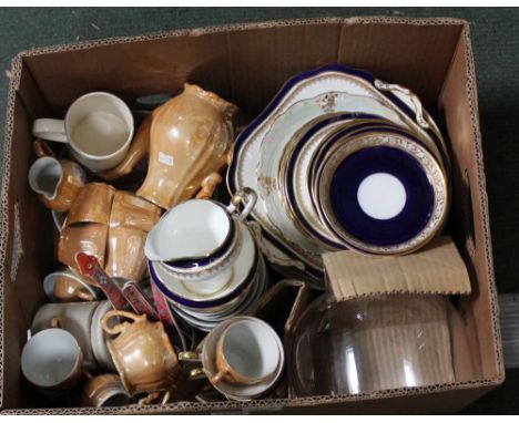 A BOX CONTAINING A SELECTION OF CERAMIC TABLE WARES, to include Oriental design 