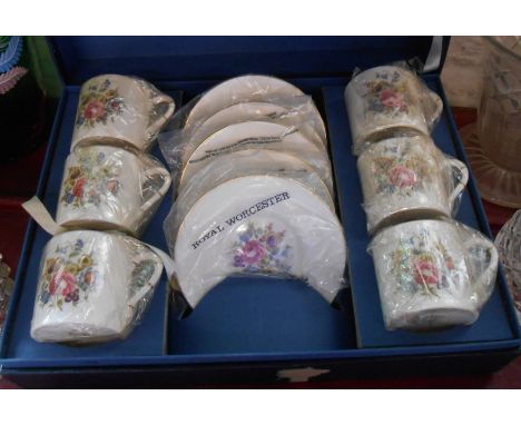 A 20th Century boxed Royal Worcester porcelain coffee set