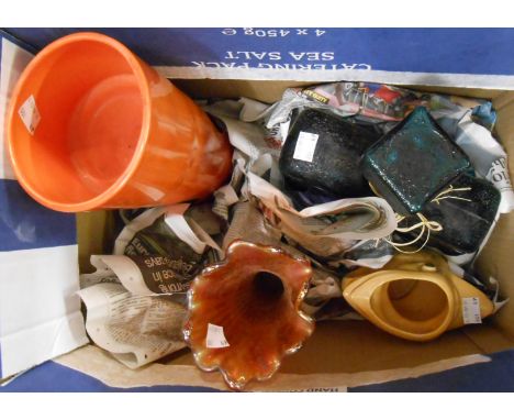 A box containing a small quantity of ceramics and glassware including large vintage orange glazed vase, Italian decanter, etc