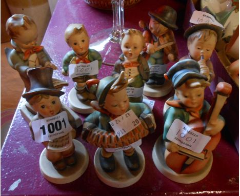 Eight Hummel musician and choir figurines