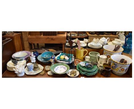 Assorted ceramics to include; two Italian Deruta maiolica planters, Royal Worcester 1953 Elizabeth II Coronation milk jug wit