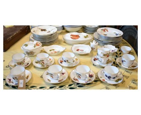 Selection of Royal Worcester 'Wild Harvest' oven-to-tableware to include plates, bowls, serving dishes, cups and saucers etc 