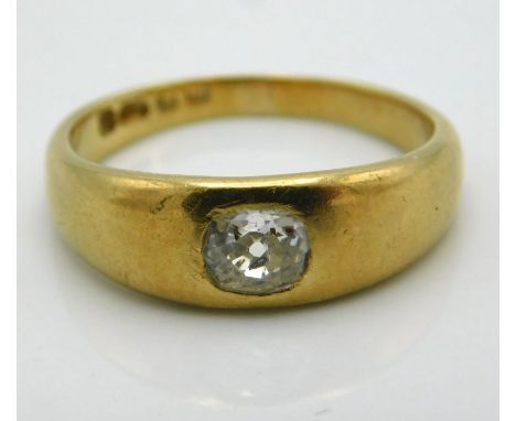 An antique 18ct gold ring set with approx. 0.5ct of old cut diamond, stone has light play in setting, 5.9g, size R/S