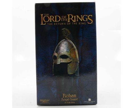 Sideshow Weta Collectibles, 1:4 scale Lord of the Rings - The Return of the King replica model, Rohan Royal Guard helmet, box