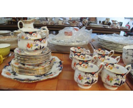 21 piece Royal Albert Crown china 'Bognor' 7873 part tea service.(B.P. 24% incl. VAT) 