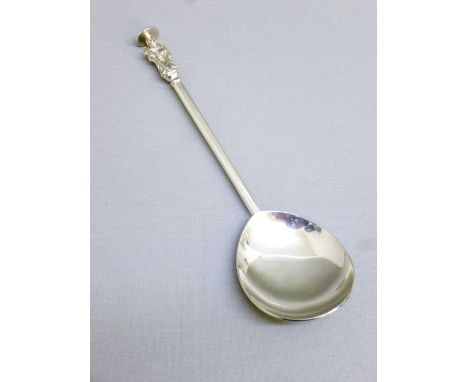 SILVER APOSTLE SPOON OF ST ANDREW BY S. BLANCKENSEE & SONS LTD, BIRMINGHAM 1918, L: 18.3 cm (65g)