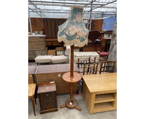 A MID 20TH CENTURY MAHOGANY STANDARD LAMP WITH MID HEIGHT SHELF COMPLETE SHADE 
